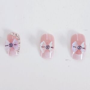 Luxury Nail Charms Bow Holographic